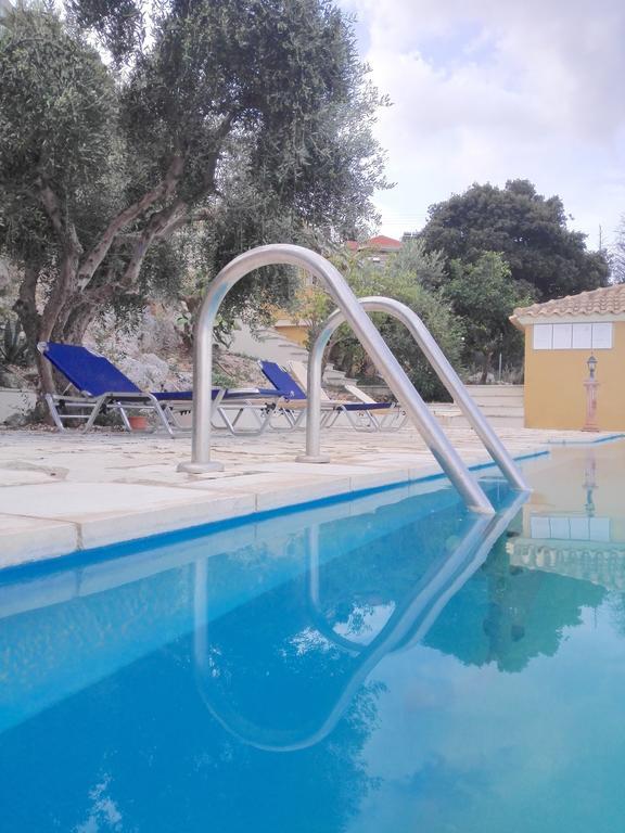12 Gods Resort Pilos Quarto foto